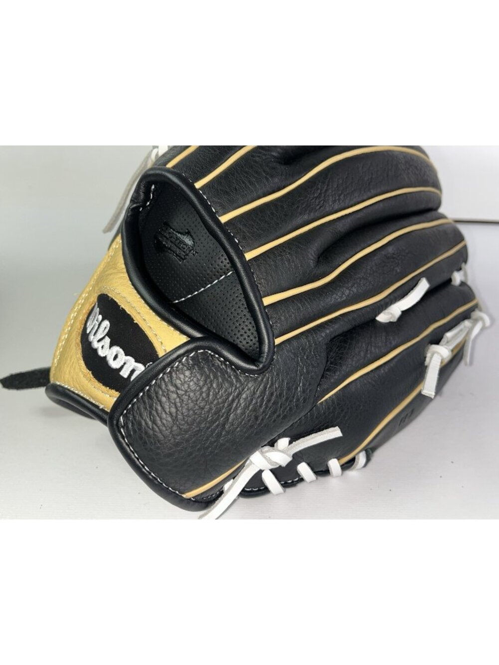 NEW Wilson Softball Ball Glove SIREN Right Hand Throw Leather A500 11.5" Black